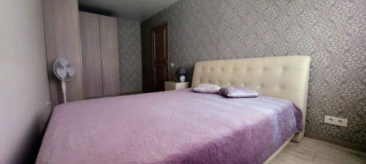 Apartment Next To Cathedral Of Saints Peter & Paul Szawle Zewnętrze zdjęcie